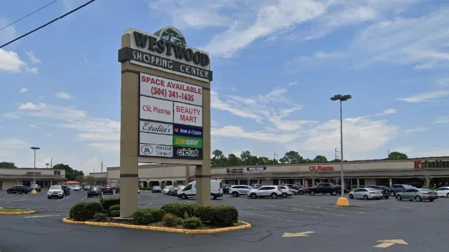 1020 Westbank Expressway, Westwego