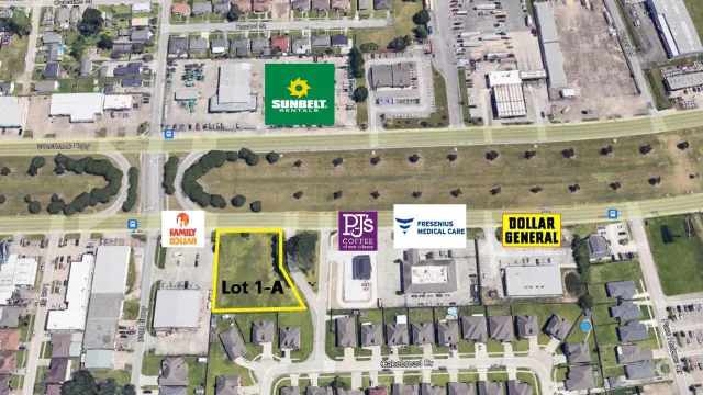 7400 BLK Westbank Expwy, Marrero